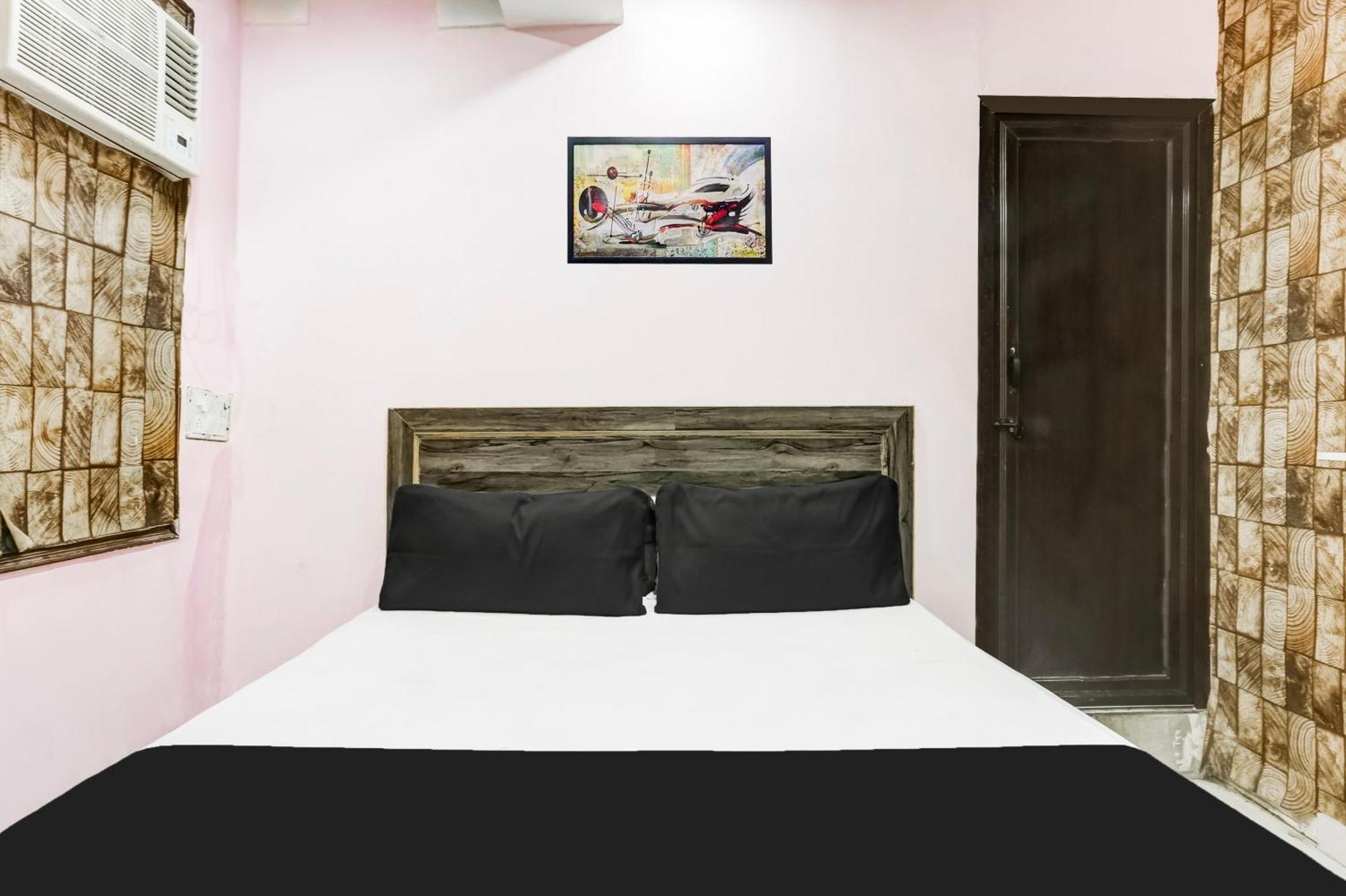 Hotel Rk Plaza 뉴델리 외부 사진