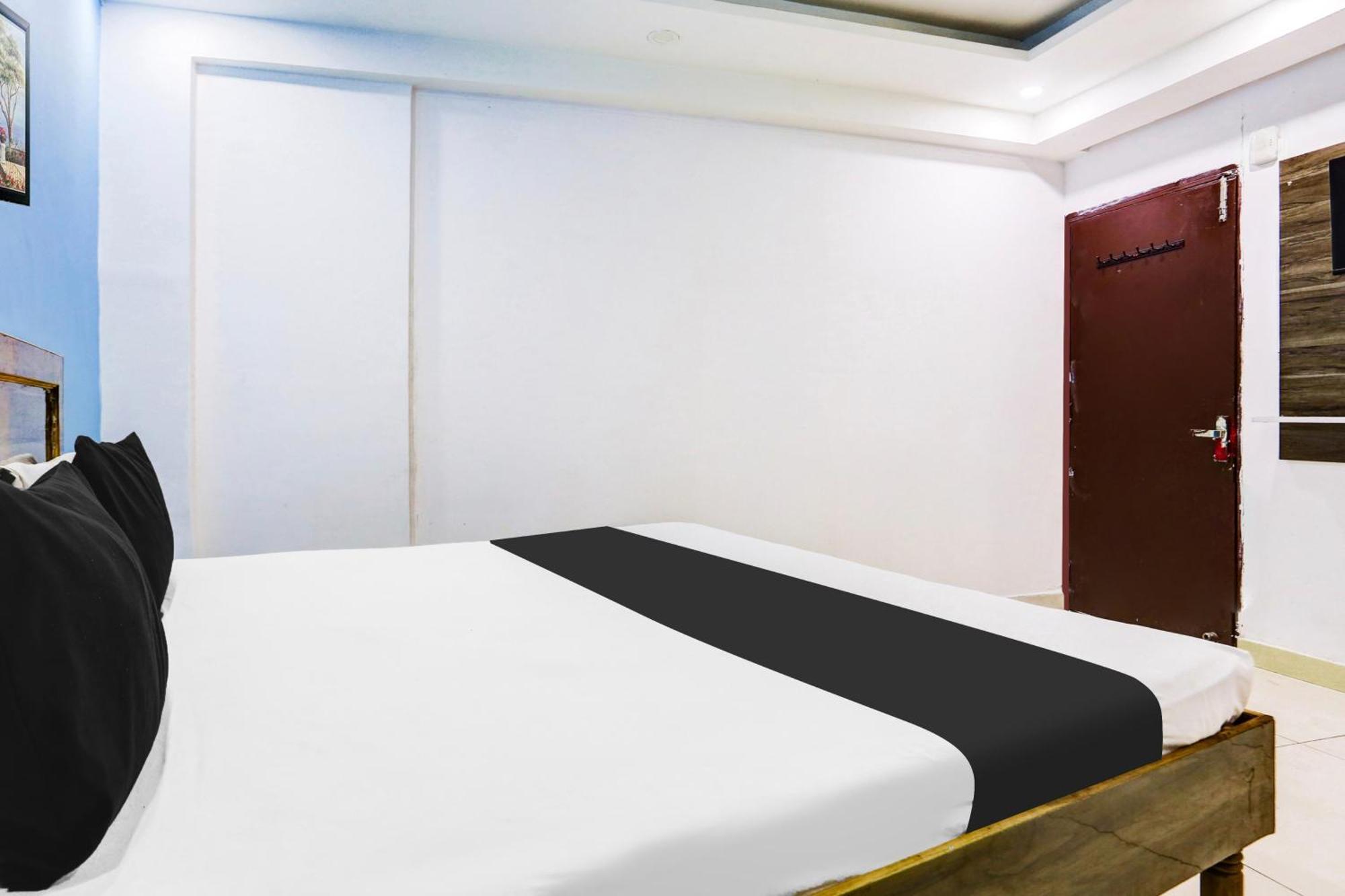 Hotel Rk Plaza 뉴델리 외부 사진
